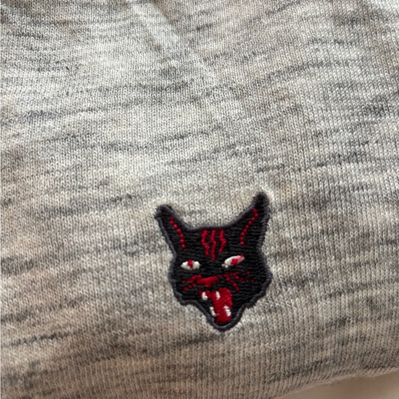 VINTAGE Diesel Long Sleeve Crew Neck with Embroidered Panther - Picture 2 of 5